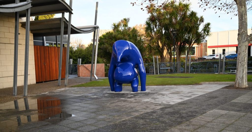 Cast in Blue sculpture by Huna Studio installed on Bay Road, Mount Gambier, outside the Riddoch Arts and Cultural Centre.